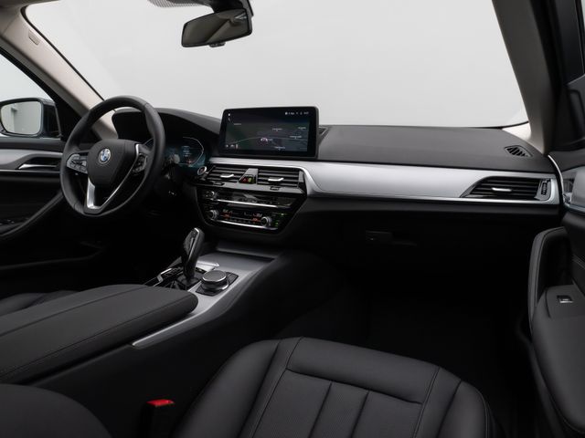 Foto Nummer 39: BMW 530i