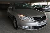 Skoda Octavia Lim. Ambiente, Klima, Sitzhzg, 1. Hand - Skoda Octavia Ambiente mit Benzin-Antrieb
