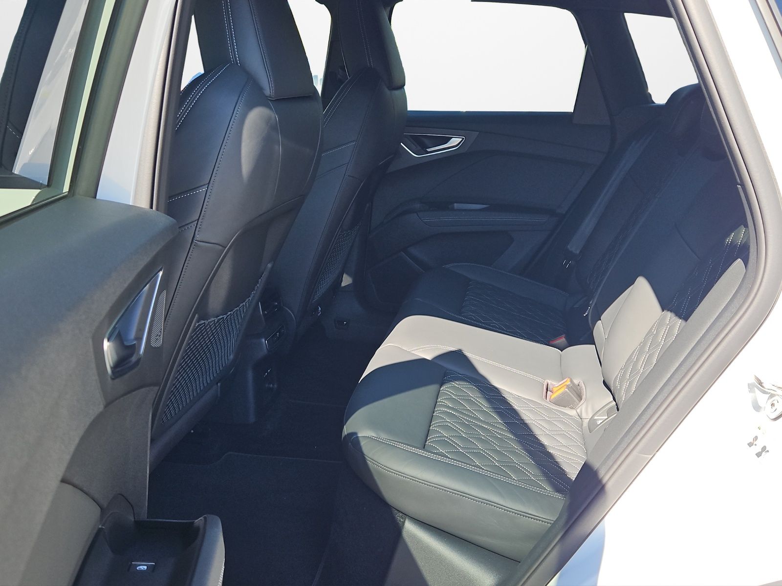 Audi Q4 e-tron 50 quattro S-line NaviPlus Matrix SONO foto 11