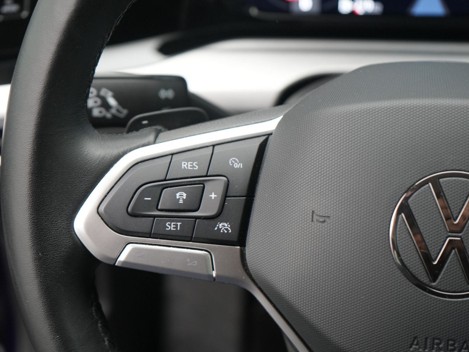 Volkswagen Golf - Bild 7