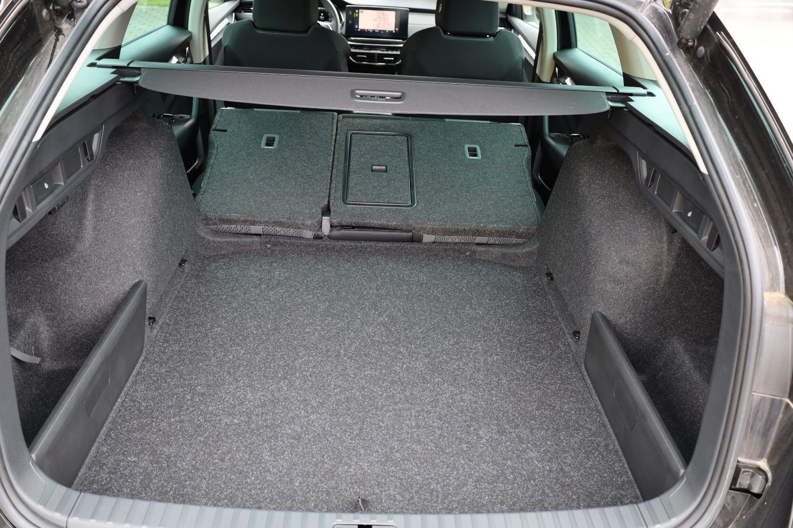 Fahrzeugabbildung SKODA Octavia Combi 1,5 TSI Style DSG *el. Heckklappe