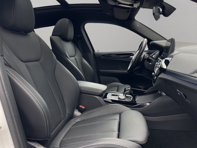 Foto Nummer 12: BMW X4 M40