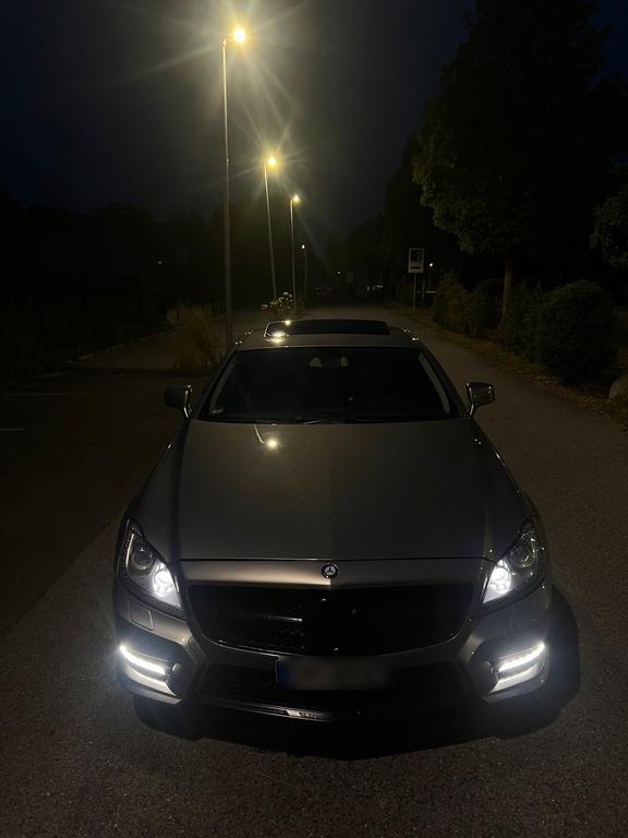 Mercedes-Benz CLS 500