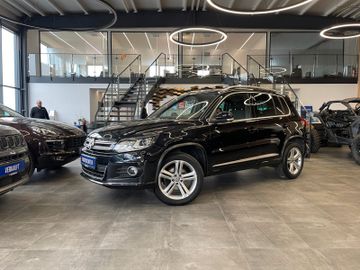 Volkswagen Tiguan Sport R-Line 4Motion *BI-XENON*NAVI*TEMP