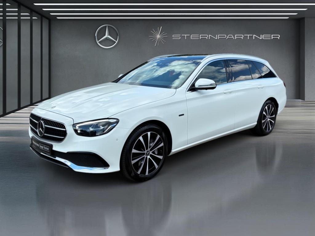 Mercedes-Benz E 300 de T Avantgarde+AHK+Pano+Belüft+Distronic
