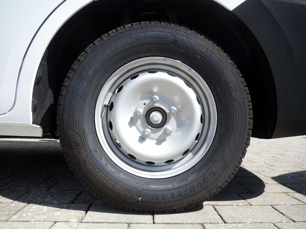 Fahrzeugabbildung Renault Master dCi 130 FAP DOKA Pritsche L3H1 AHK LED