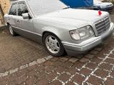 Mercedes-Benz W124 220 Benzin Mercedes Benz 1995 - gebrauchte Mercedes-Benz 220 aus dem Jahr 1995