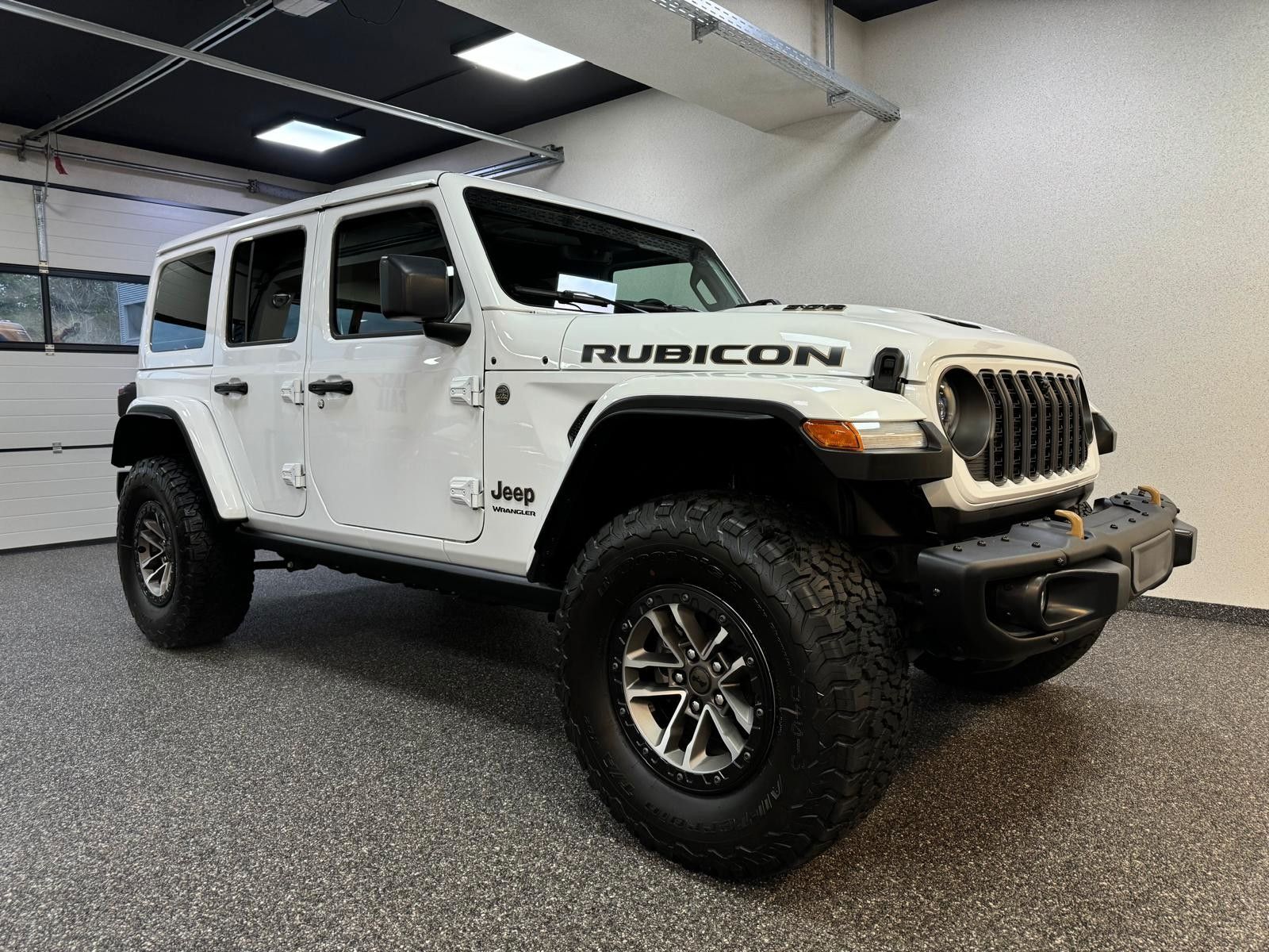 Fahrzeugabbildung Jeep VORFÜHRWAGEN RUBICON 392-6.4L V8-35"-STEEL BPR