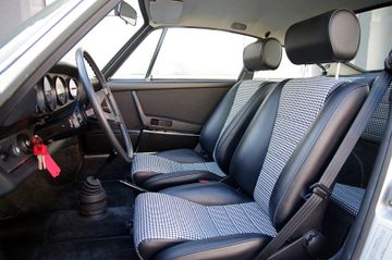 Porsche 911 T Coupé im Erstlack, Motorumbau 2.8 RSR