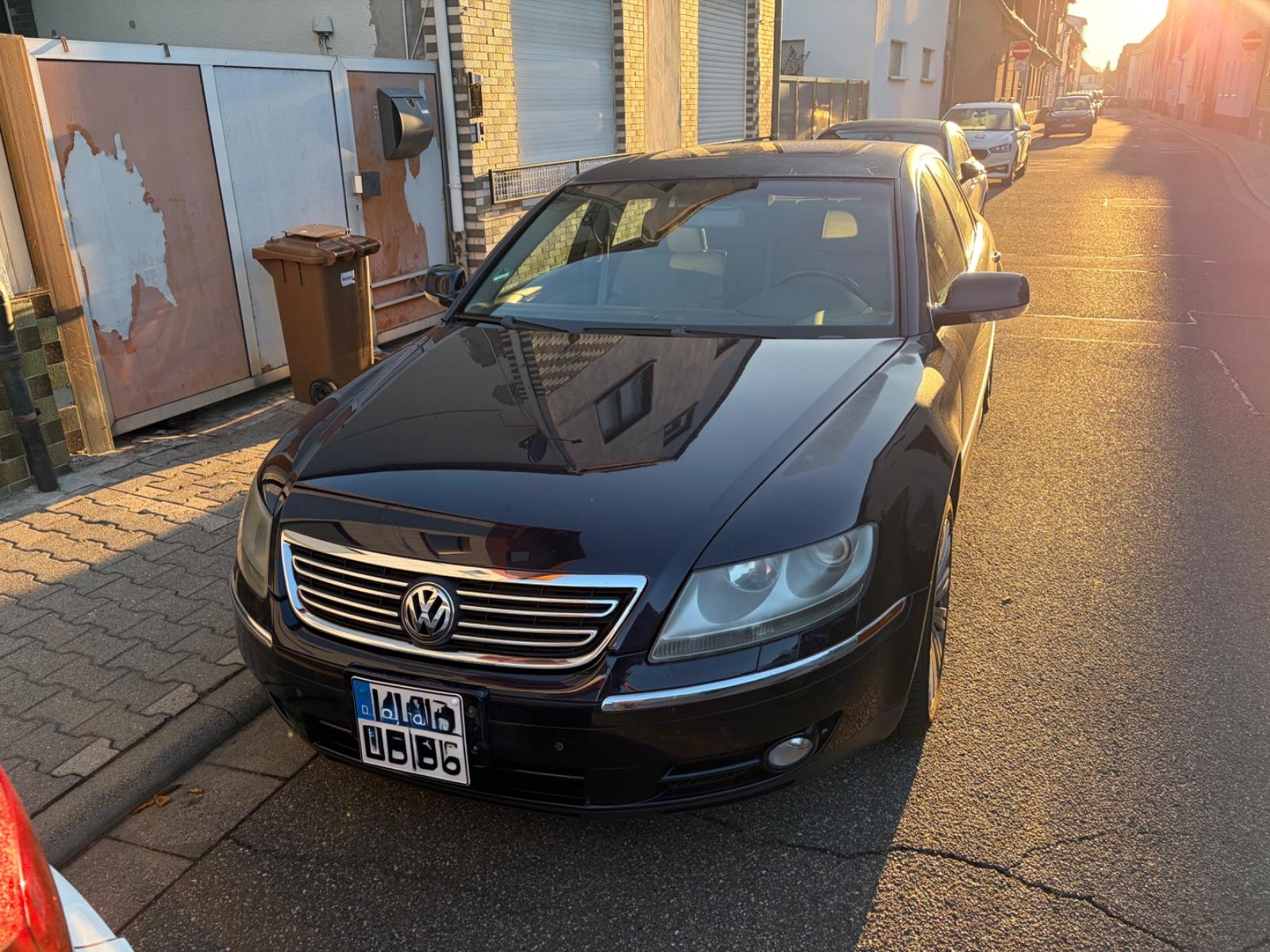 Volkswagen Phaeton 4.2 V8 4MOTION Tiptronic US Edition 
