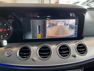 Mercedes-Benz E 350d *LED*KAMERA*NAVI*PDC*BURMESTER*CARPLAY*