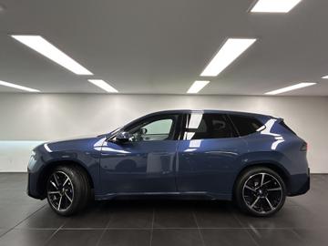 2025 BMW IX3 照片 2