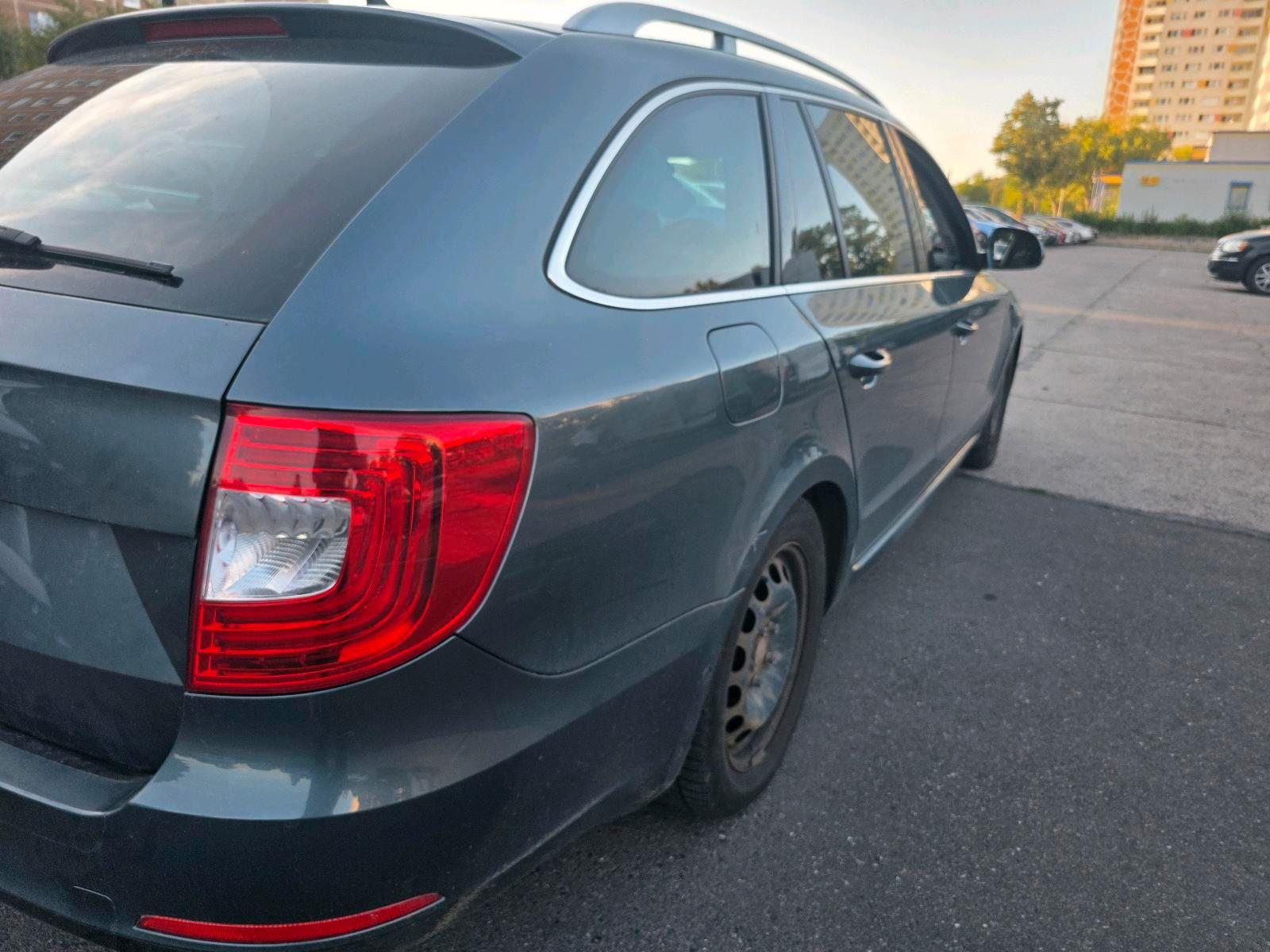 Skoda Superb 2014 — photo 11