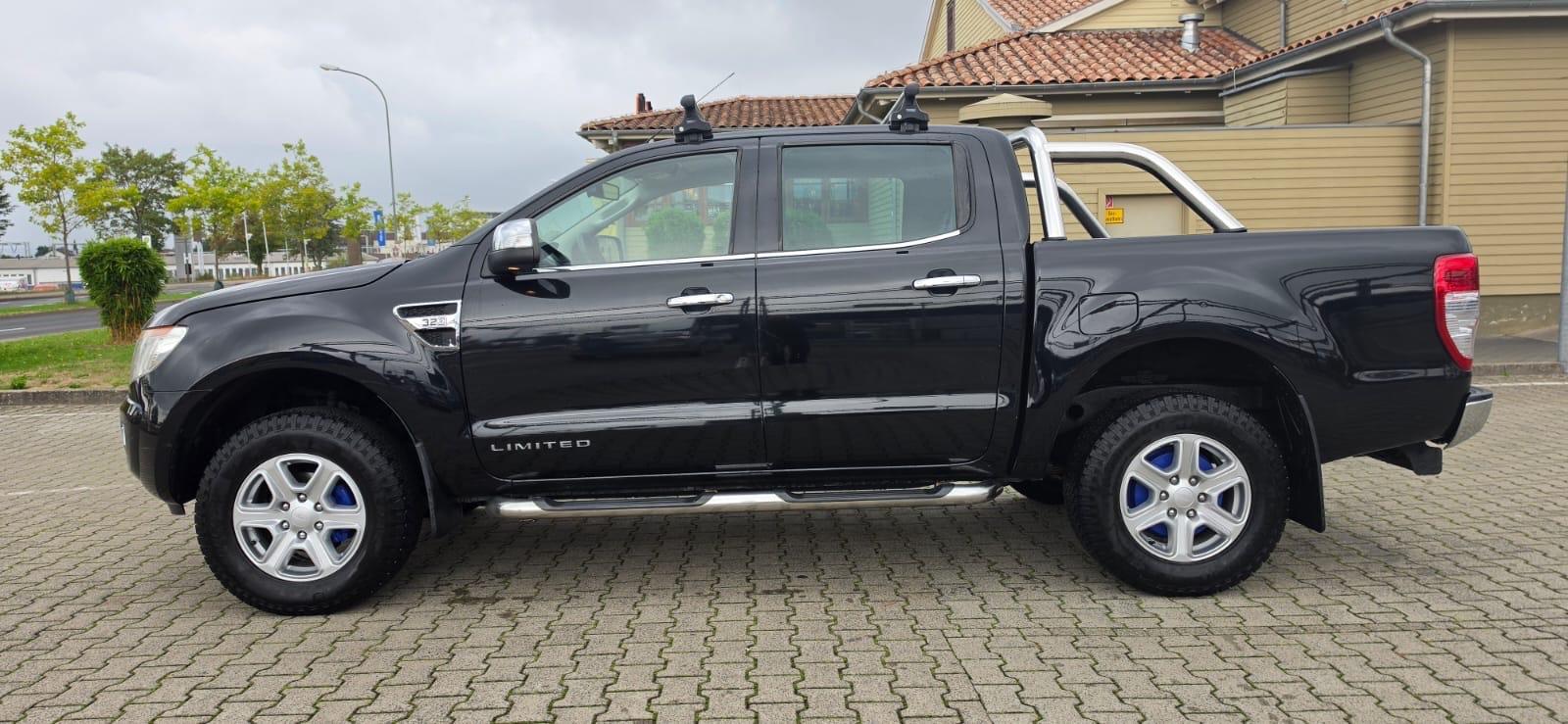 Ford Ranger Limited 3.2 TDCI 200ch - TVA Récupérable - Attelage - Entretien récent - Sièges éléctriques / chauffants