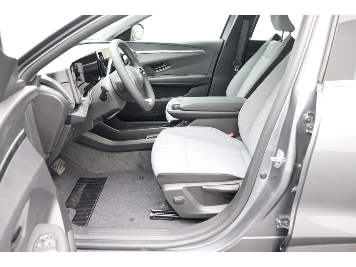 Fahrzeugabbildung Mitsubishi Eclipse Cross Diamant Plus 11 KW ACC LED SHZ