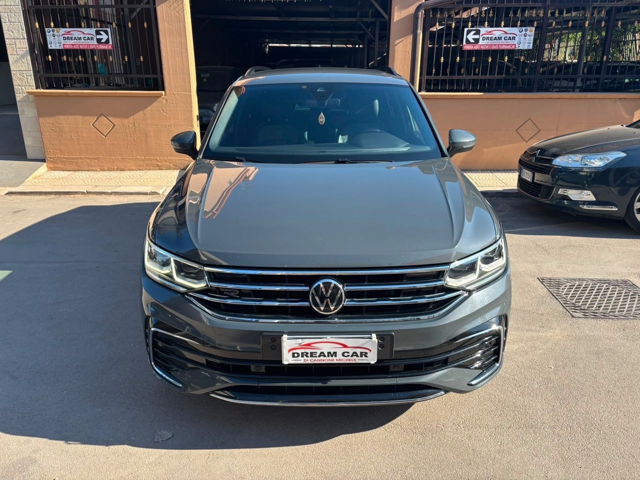 Volkswagen Tiguan 2.0 TDI 150 CV SCR DSG R-Line imagem 2