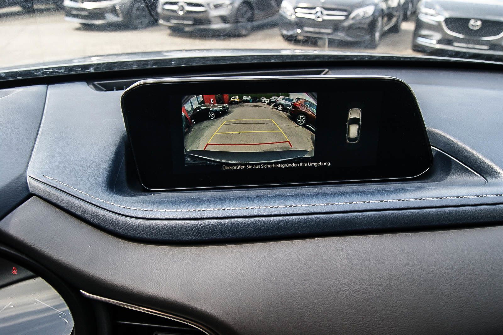 Fahrzeugabbildung Mazda CX-30 2.0 SKYACTIV-G M Hybrid DESIGN HEADUP LED