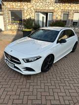 Mercedes-Benz A 220 d  AMG Line