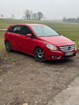 Mercedes-Benz Mercedes Benz B180 Verkaufen oder Tauschen - Mercedes-Benz B 180
