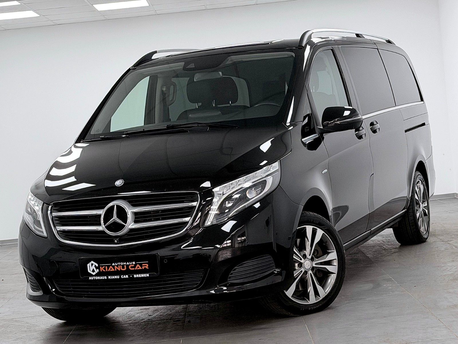 Mercedes V 250 - 1
