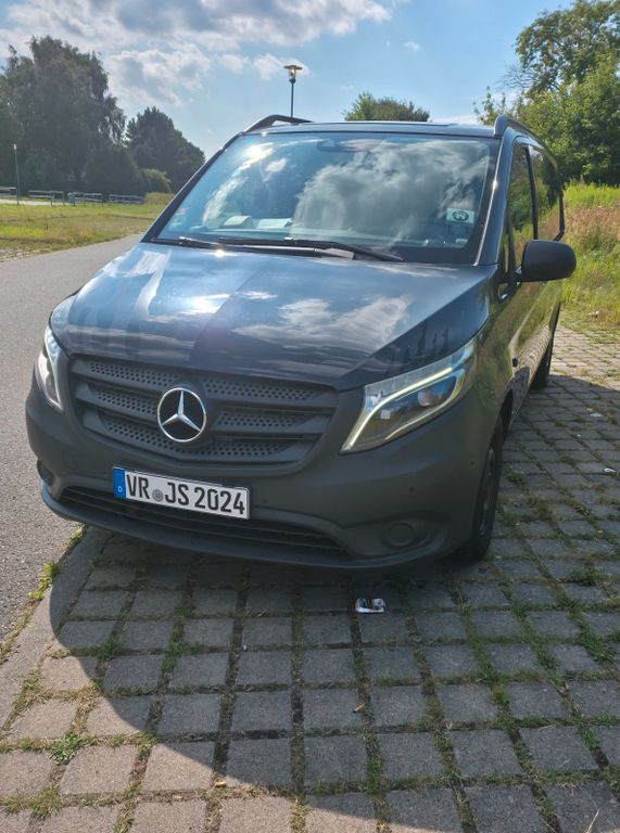 Image of Mercedes-Benz Vito