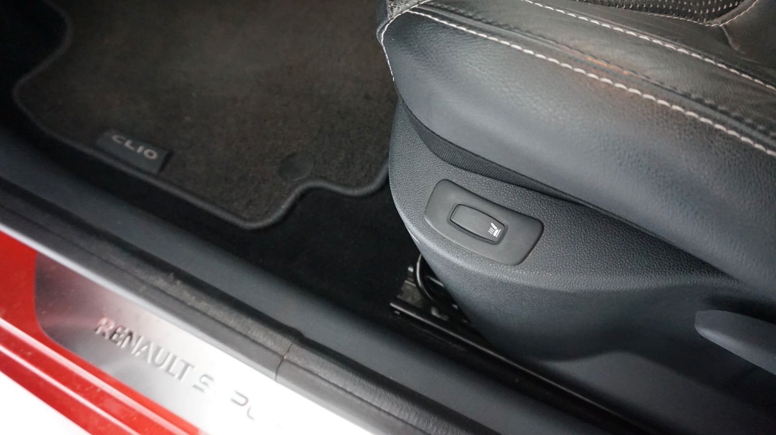 Fahrzeugabbildung Renault Clio IV Grandtour GT