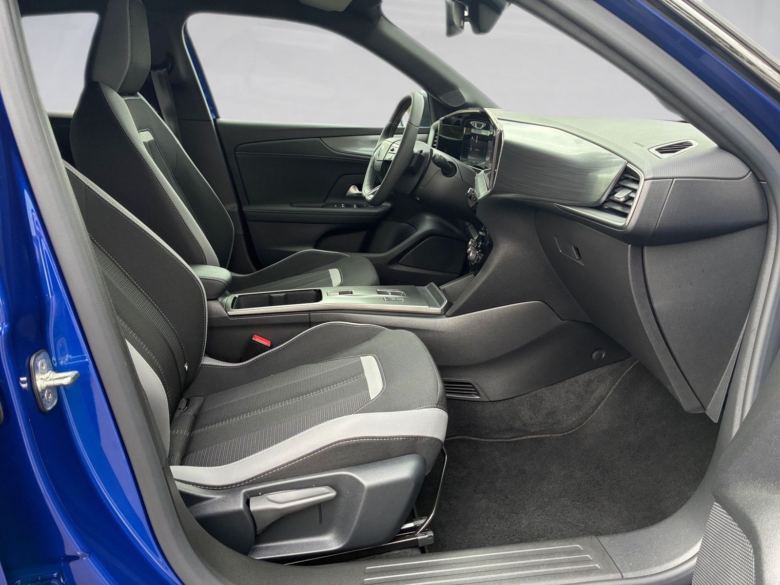 Fahrzeugabbildung Opel Mokka 1.2 GS Kamera,LED,Matrix,Navi,SHZ,Keyless