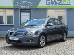 TOYOTA Avensis 2.0 VVT-i Liftback / Travel *NAVI-TEMP*