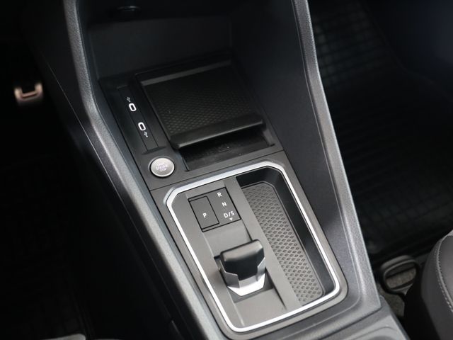 Volkswagen Caddy Maxi 2.0TDI DSG STYLE LED NAVI STANDHZ AHK