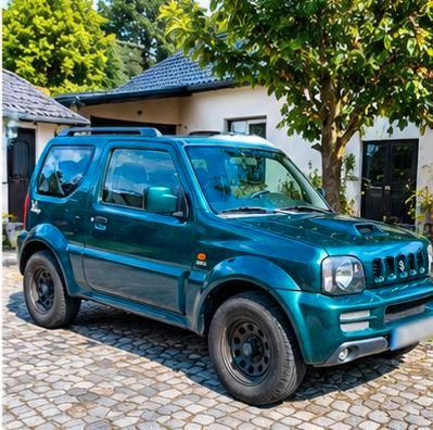Suzuki Jimny 2008 — rear view
