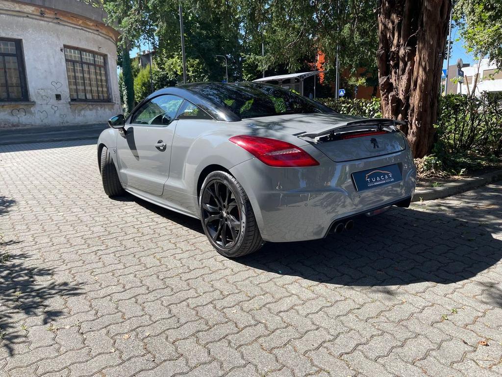 Peugeot RCZ