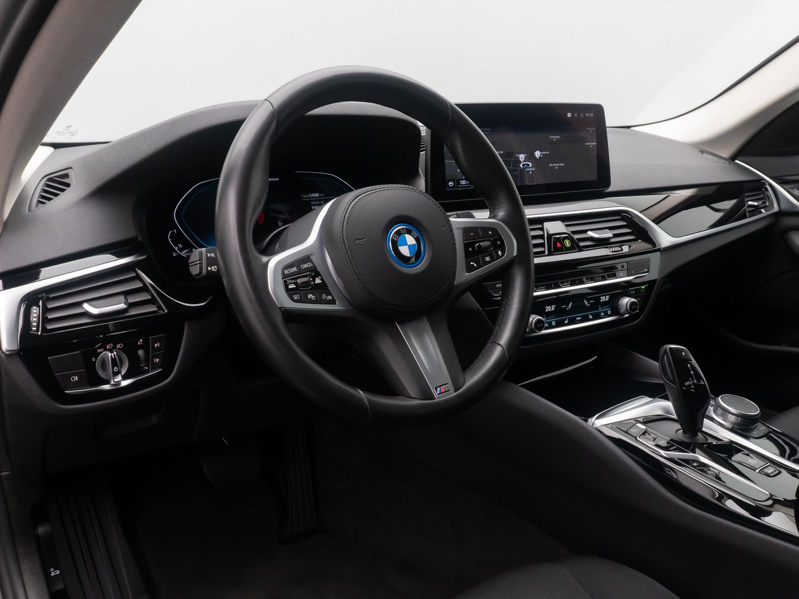 Fahrzeugabbildung BMW 530e MSportlenk Alarm DAB Kamera 4xKlima 18Zoll