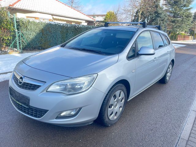 Opel Astra J Sports Tourer Selection