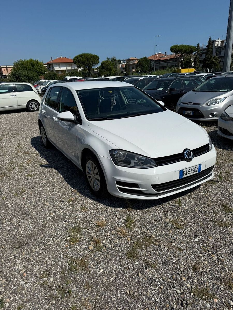 VW Golf
