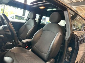 MYAUTOCENTER – Gebraucht- und Jahreswagen mit Werkstattservice in Pfaffenhofen MINI Cooper *XENON*PANO*TEMPO*KLIMAAUTOMATIK*