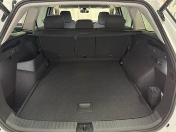 Fahrzeugverkauf 32 Skoda Kodiaq 1.5 TSI Selection AHK+Panodach+Matrix