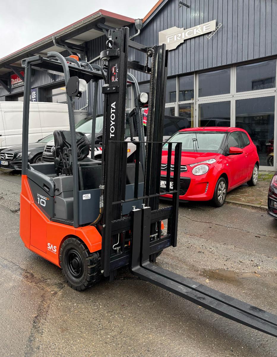 Toyota Elektrostapler 7FBEST10-12058 Dreirad