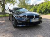 BMW 320e M Sport Automatik M Sport - BMW 320 mit Hybrid-Antrieb: Plug-In Hybrid, Limousine