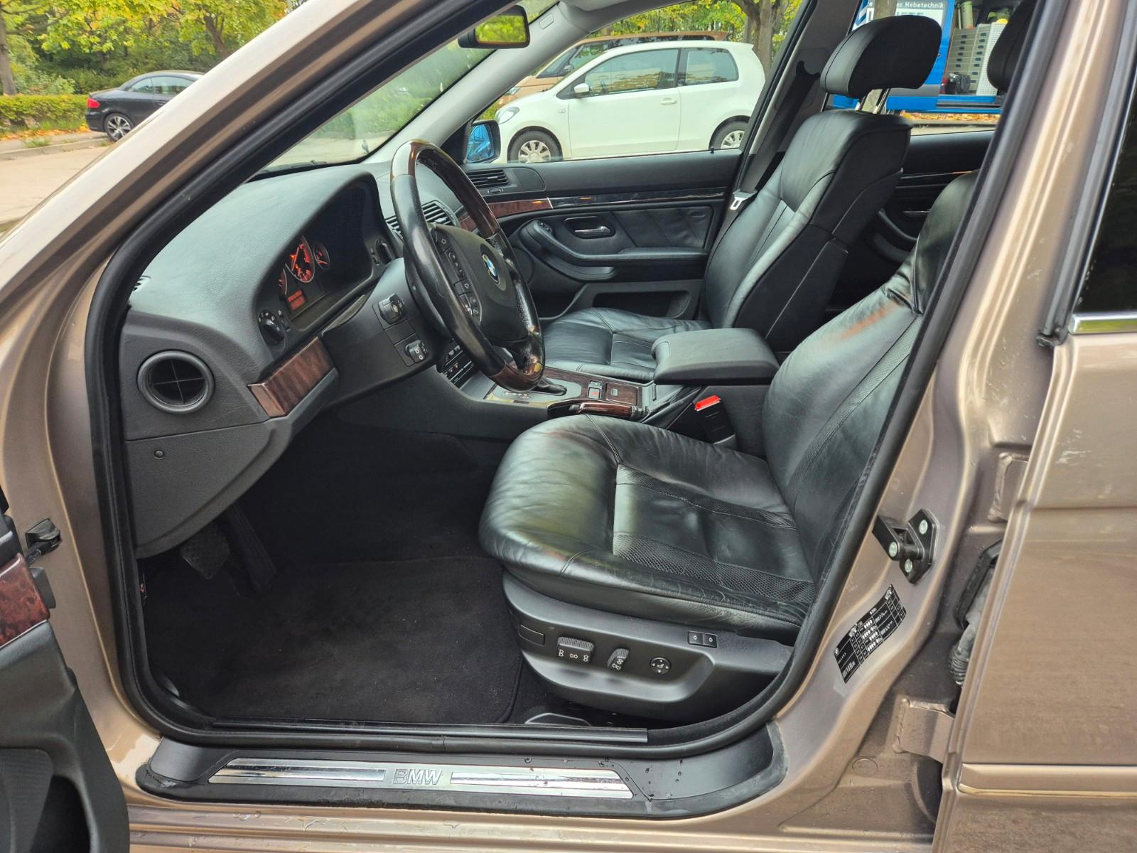 BMW 530i Scheckheft, Grosser Service+Tüv neu