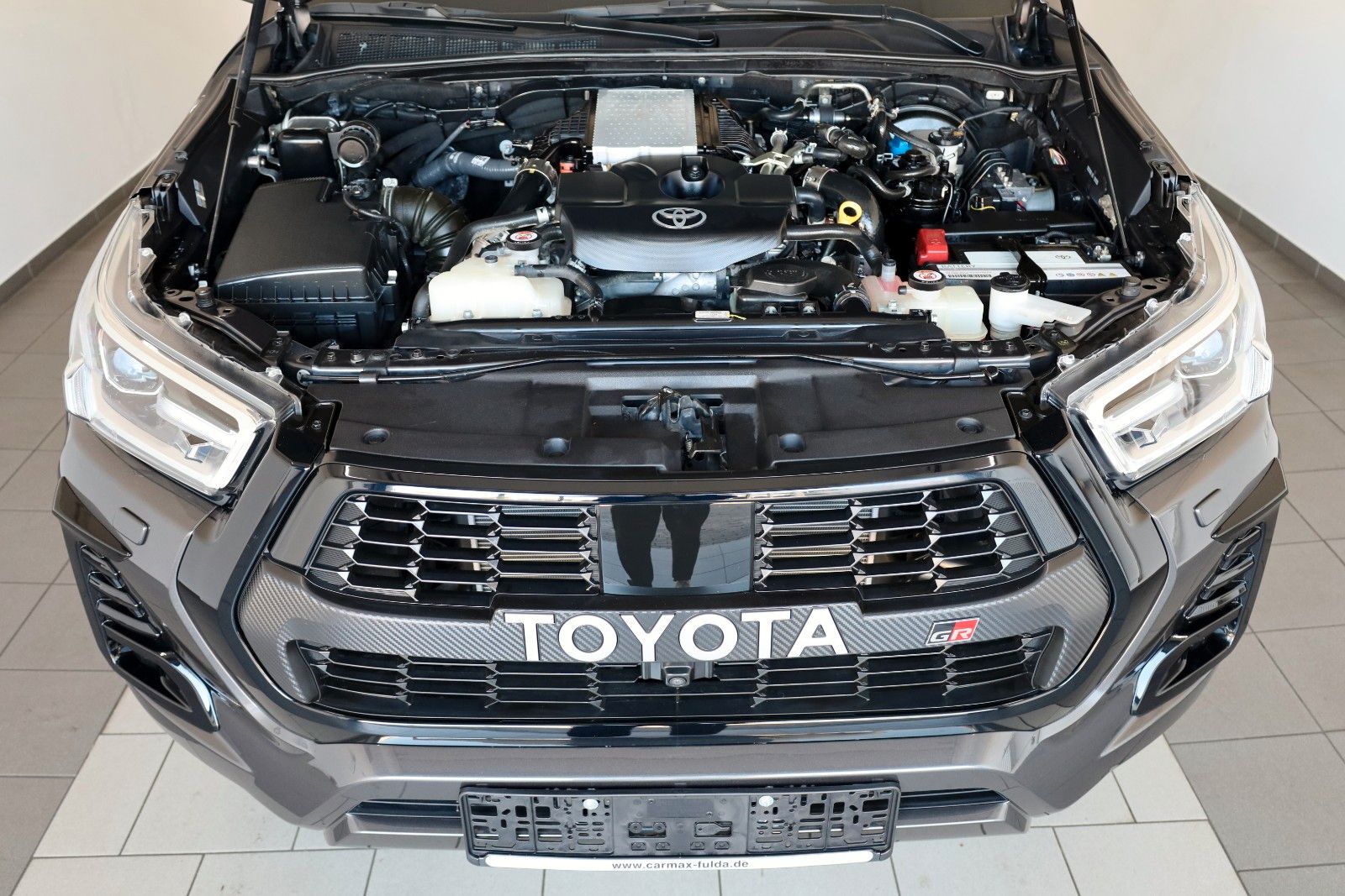Fahrzeugabbildung Toyota Hilux 2.8 D-4D GR Sport,Alcantara,ACC,Rollo, AHK