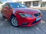 Seat Leon Style Navi - Seat Leon mit Benzin-Antrieb: Kleinwagen, Automatik