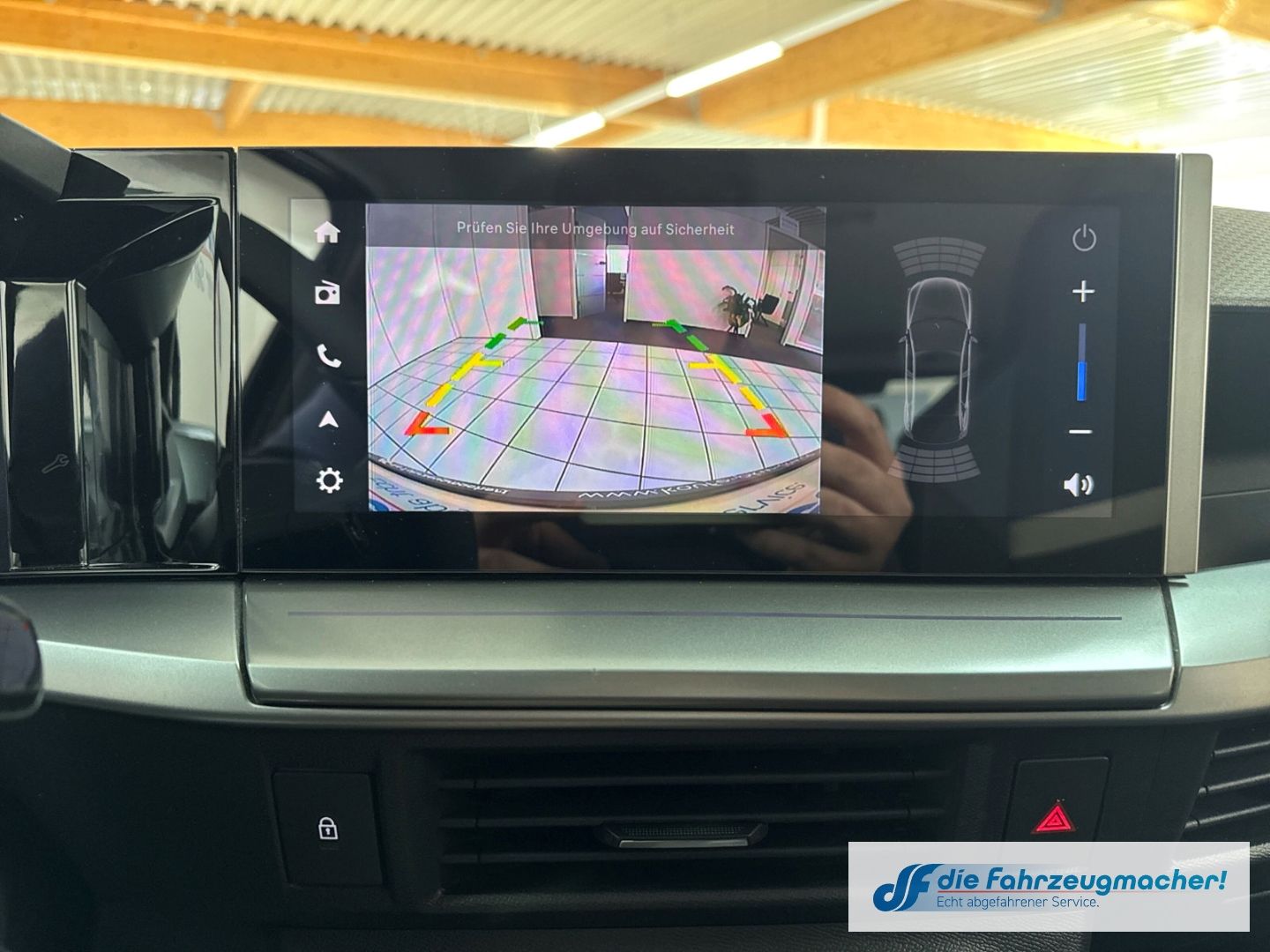 Fahrzeugabbildung Opel Frontera Electric Edition 83 kW Digitales Cockpi