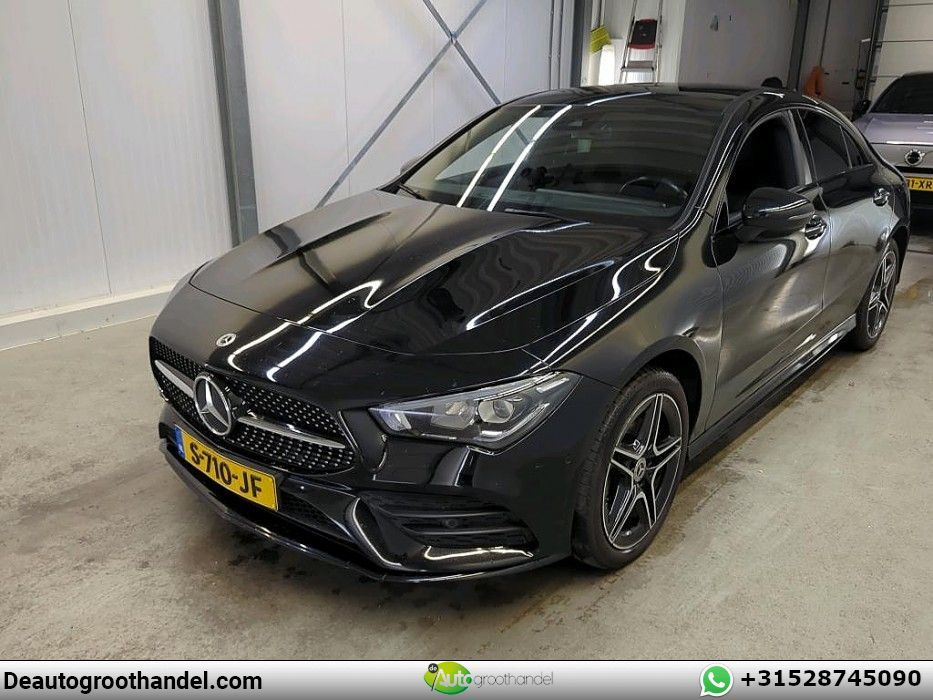 Mercedes-Benz CLA 250 e AMG Line Pano