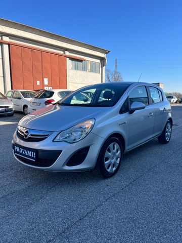 Opel Corsa 1.2 Neopatentati