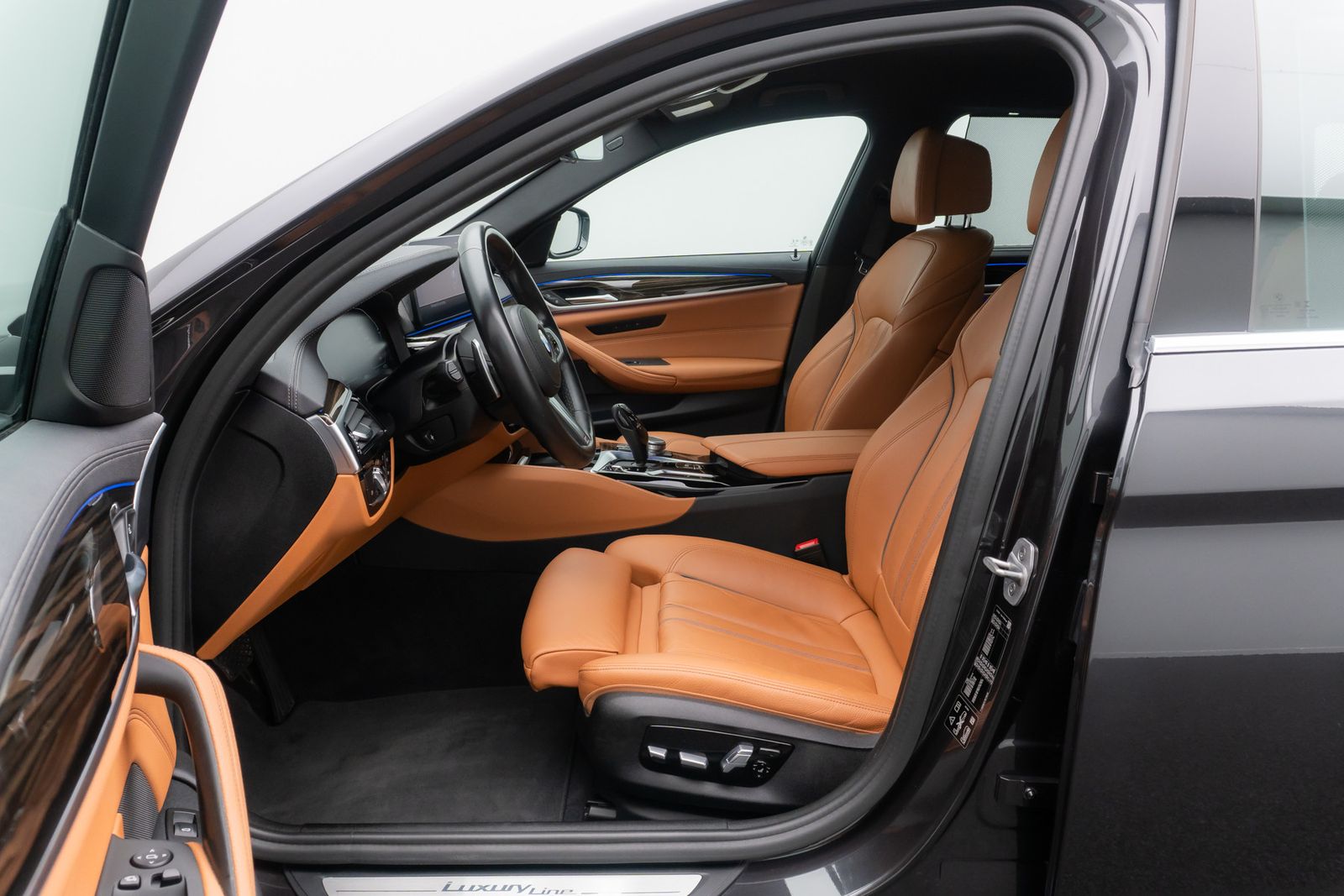 Fahrzeugabbildung BMW 540d  xD LuxuryLine Kamera Laser HUD DAB HiFi 20