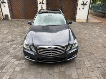 Mercedes E 350 - 5