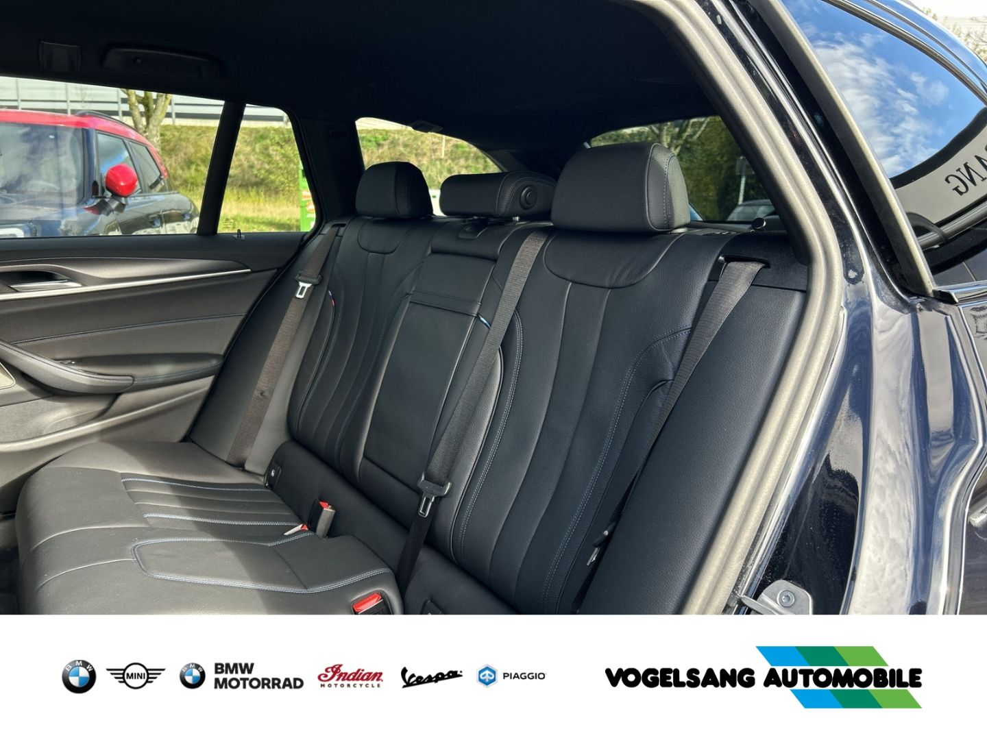 Fahrzeugabbildung BMW 530 e xDrive,Laserlicht,M Sport,AHK,HUD,RFK,ACC,