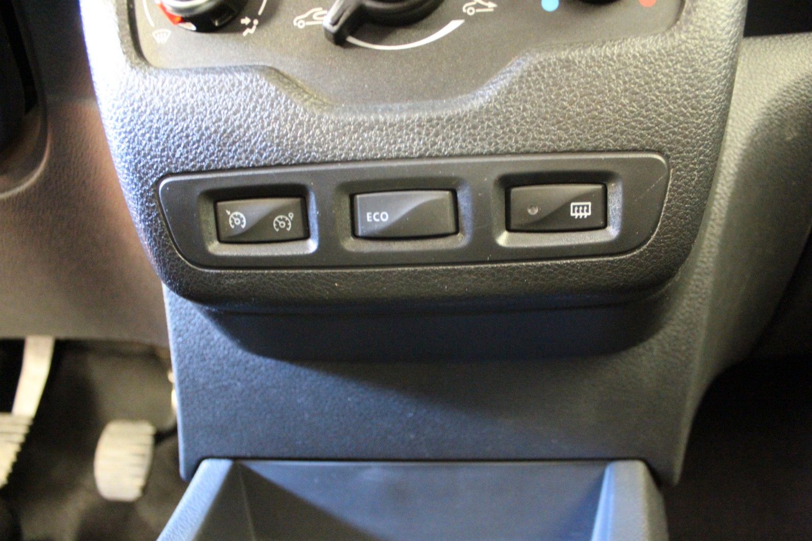 Fahrzeugabbildung Dacia Lodgy TCe 130 Stepway **Navi*7 Sitze*Techroad