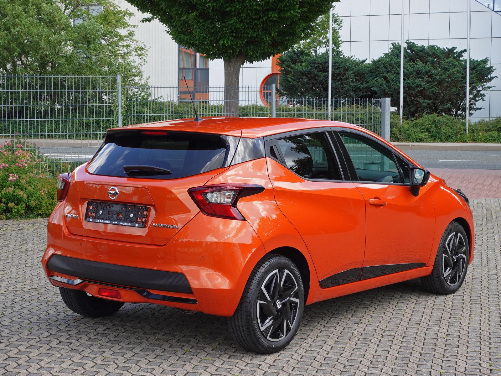 Fahrzeugabbildung Nissan Micra X-Tronic N-Design Navi BOSE DAB+ Kamera