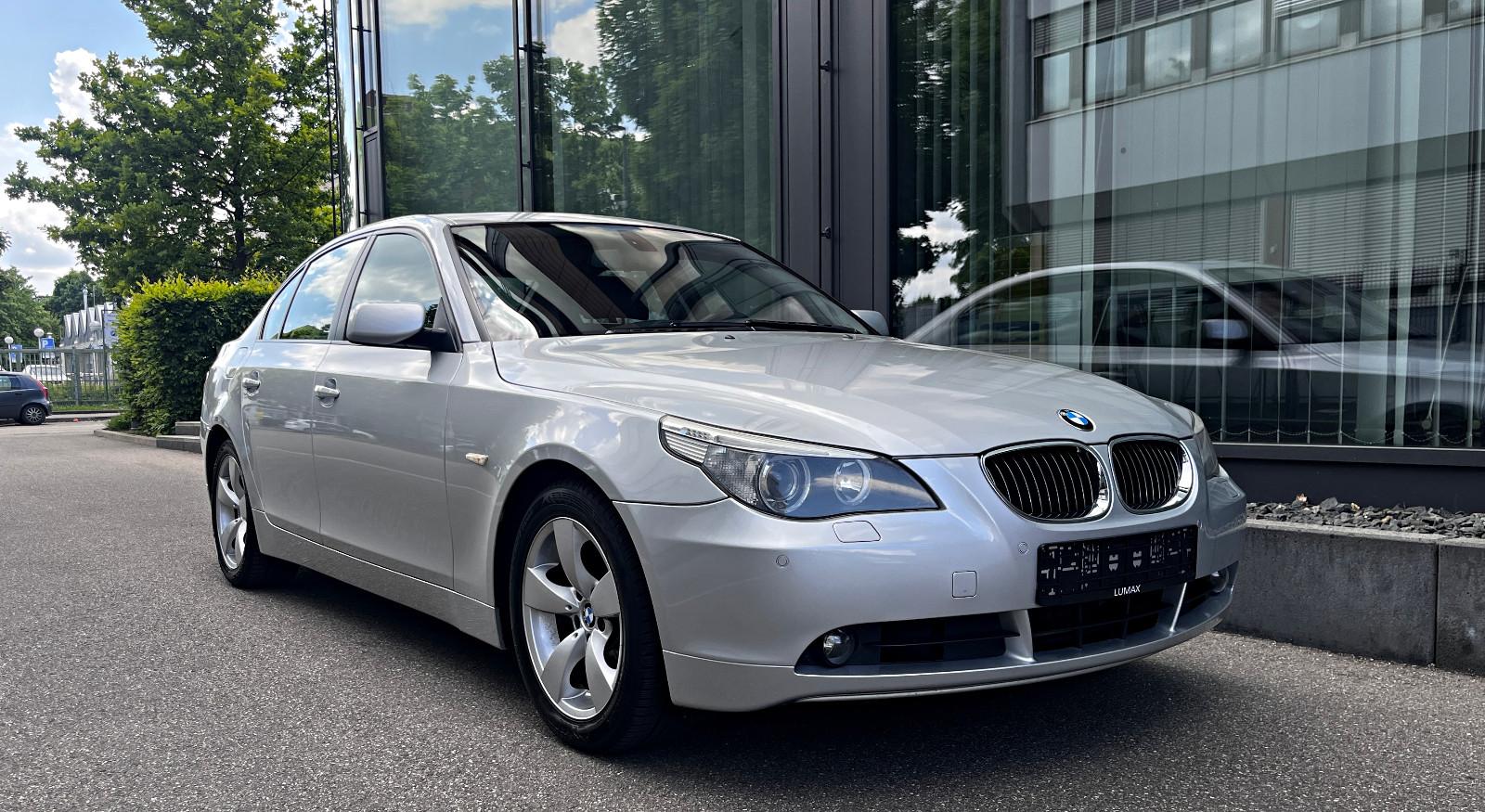 BMW 530i Autom*Komfortsitze*AHK*Leder*Navi*Xenon*